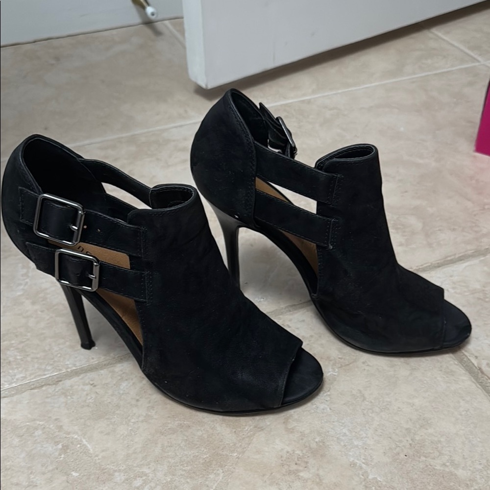 Chinese Laundry Black Peep-Toe Heels